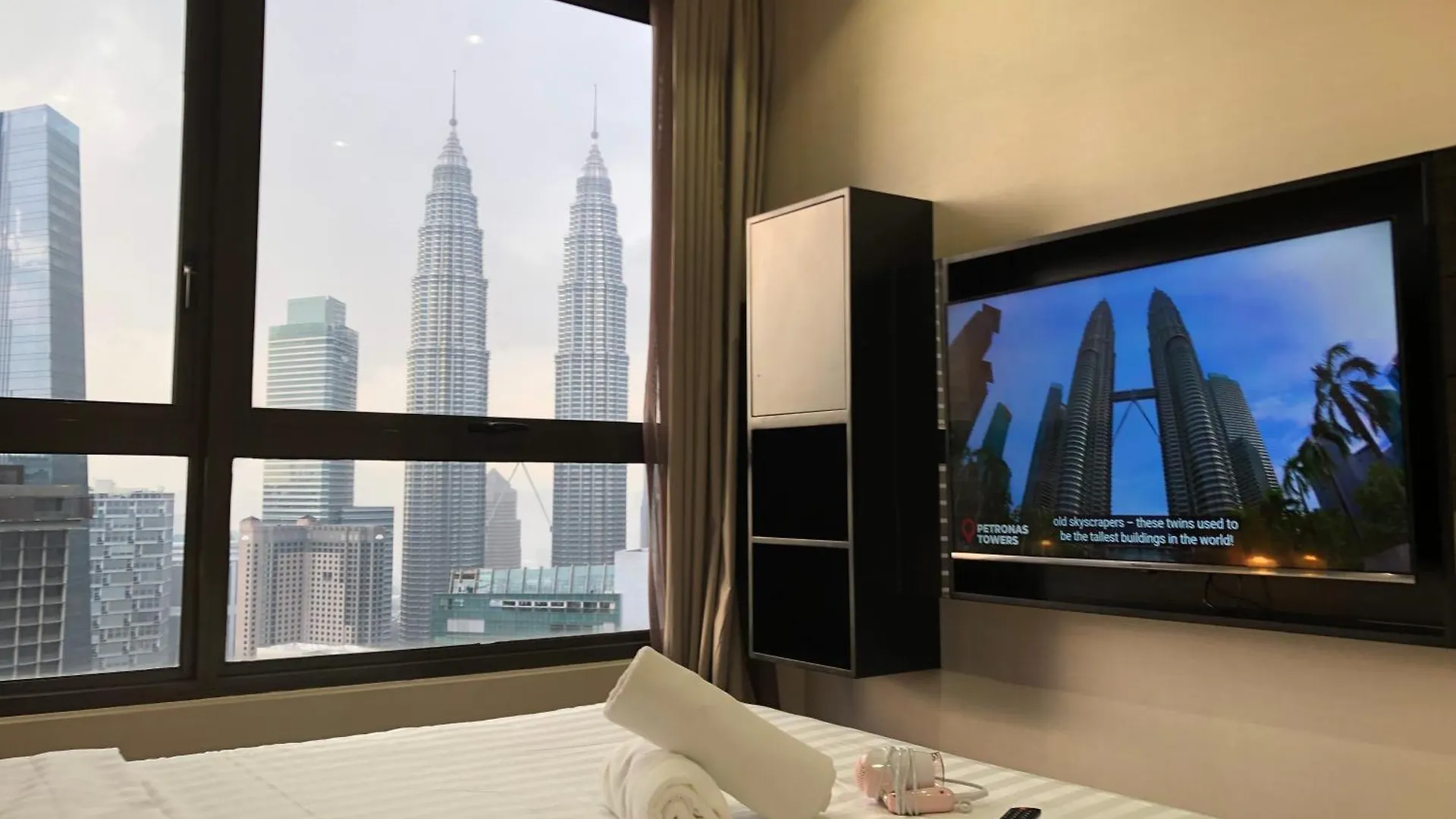 8 Kia Peng Suites Klcc By Luna Kuala Lumpur Apartment