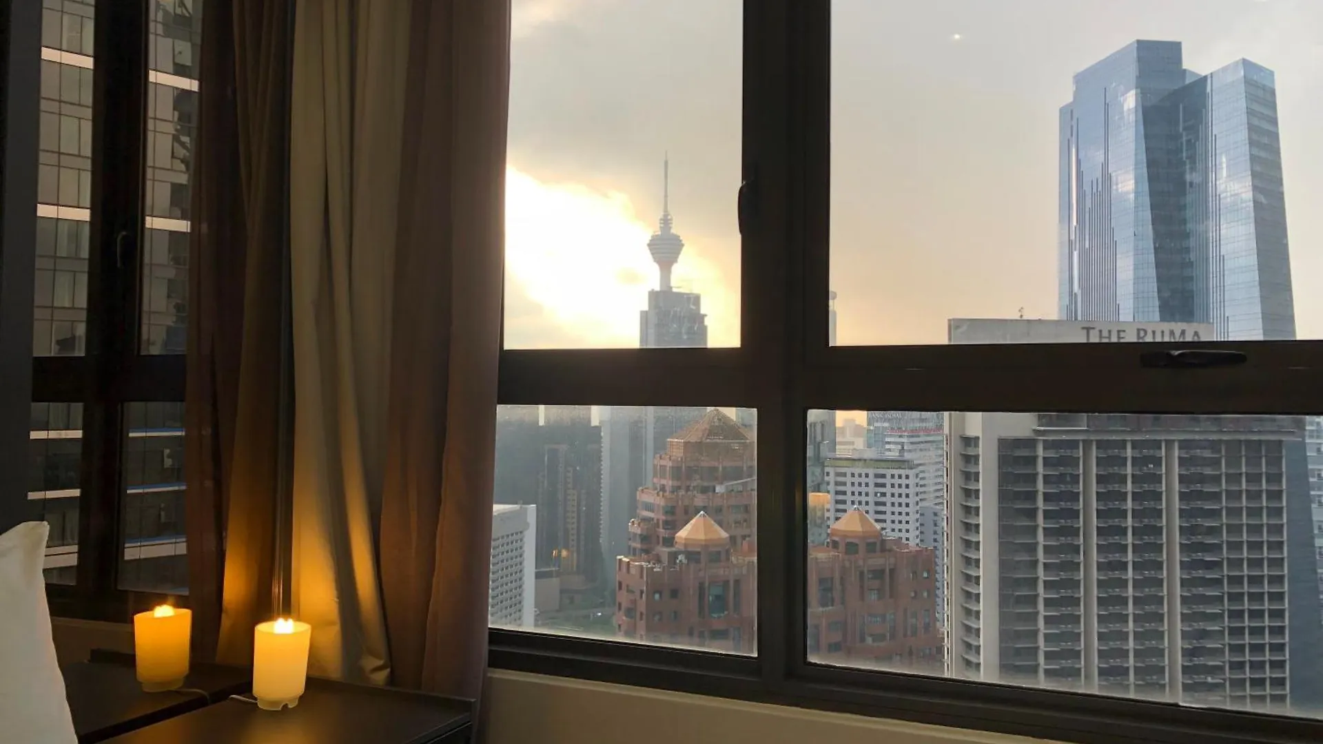 8 Kia Peng Suites Klcc By Luna Kuala Lumpur 0*,