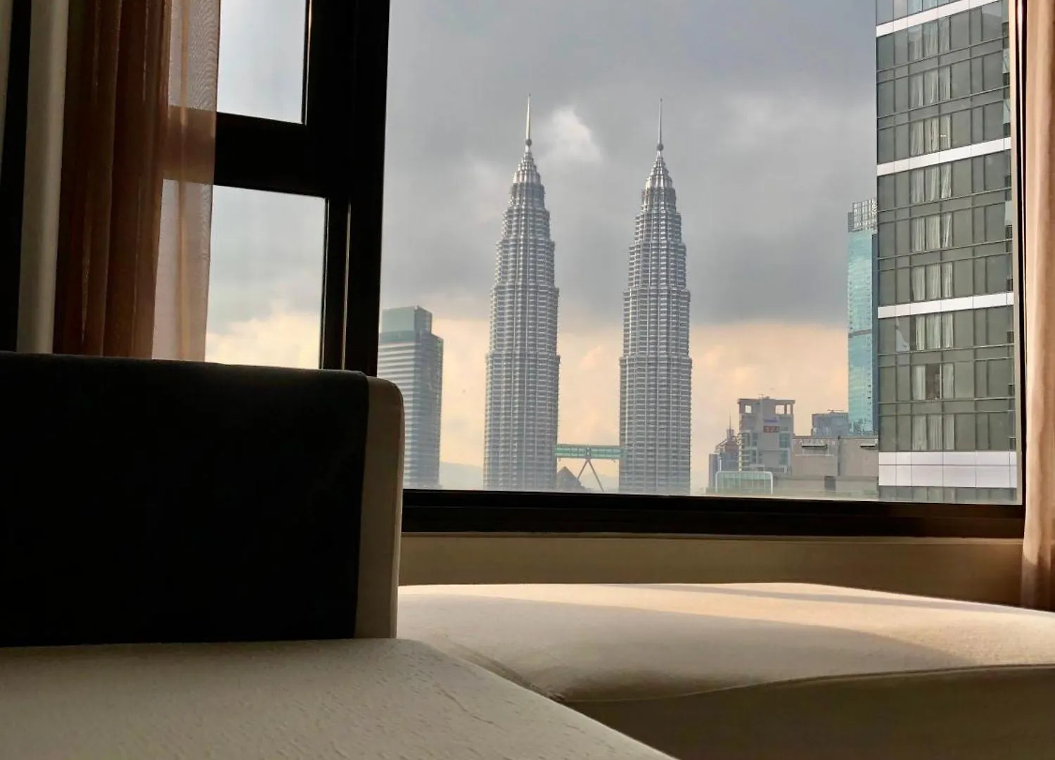 8 Kia Peng Suites Klcc By Luna Kuala Lumpur